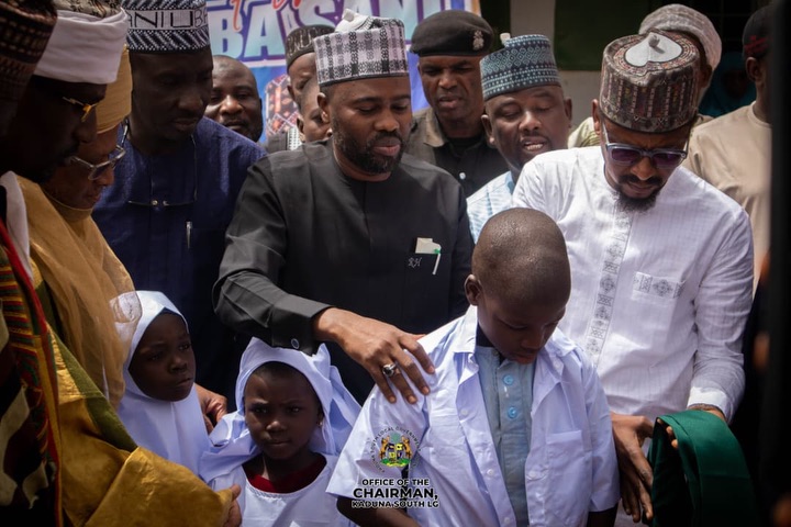 Hon. Rayyan Hussain Visits Kurmin Mashi, Distributes School Materials and Celebrates Community Spirit